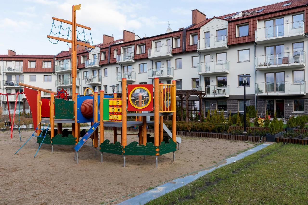 Stylowy Apartament Z Tarasem Swinoujscie Center By Noclegi Renters Esterno foto